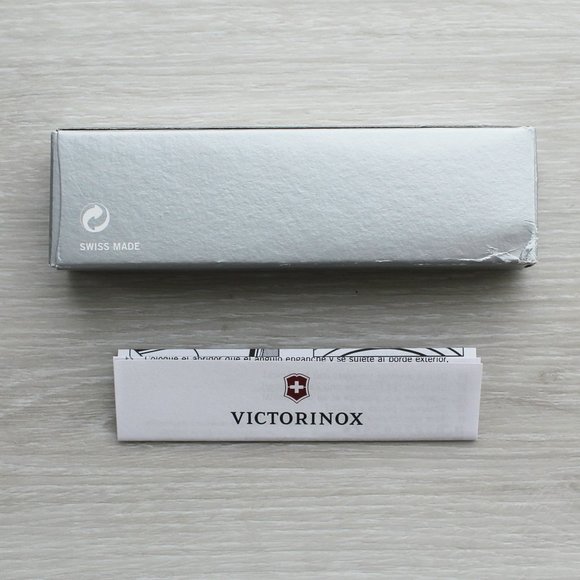 Exclusive Victorinox Spartan Eppendorf Blue Swiss Army Multitool Knife 6 Tools - Picture 11 of 11